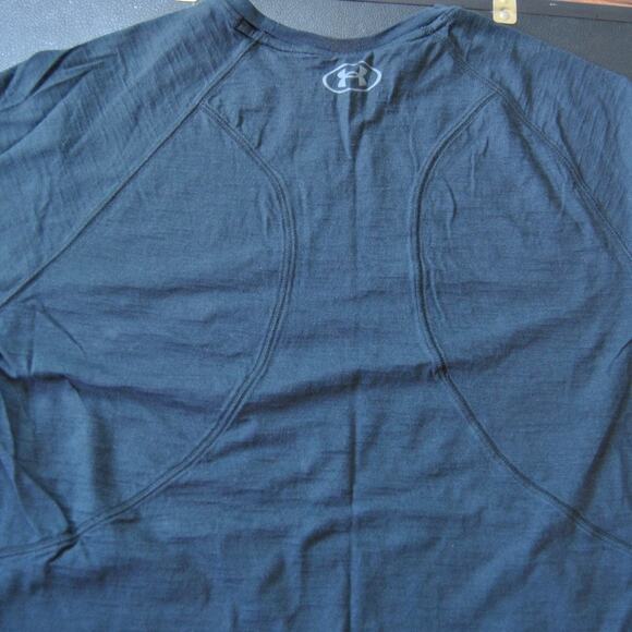 Project Rock Brahma Bull Under Armour Medium Short Sleeve Shirt - Picture 8 of 10